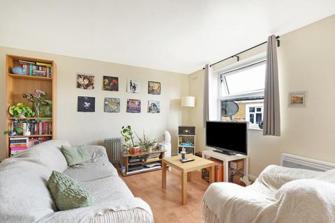2 bedroom flat to rent, Gilden Crescent, Chalk Farm, NW5