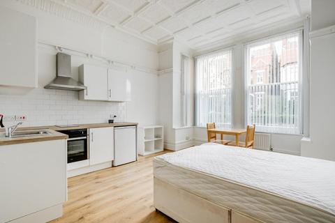 Studio to rent, Fawley Road,London,NW6