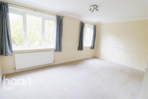 2 bedroom flat to rent, Ellen Drive