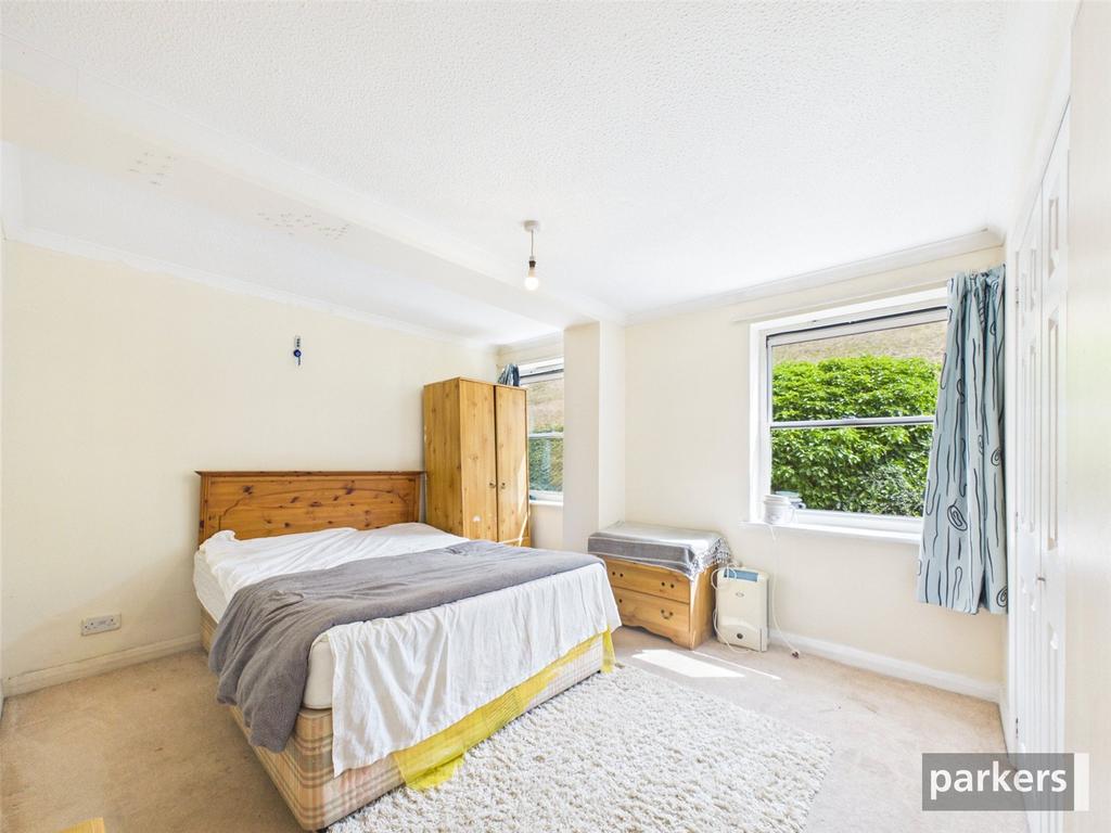 Lynden Mews, Reading RG2 – pohled 4