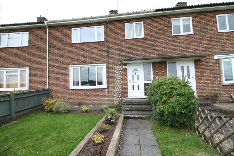 Knightsbridge Way, Hemel Hempstead 3 bed terraced house £1,295 pcm (£299 pw)