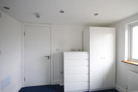 House share to rent, All Bills Included, Ensuite Double Room, Valentines Rd, IG1