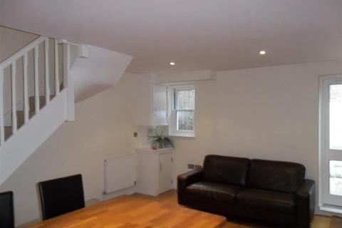 2 bedroom terraced house to rent, Brighton BN1
