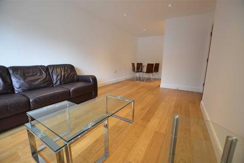 2 bedroom apartment to rent, Fitzroy Apartments, Ealing
