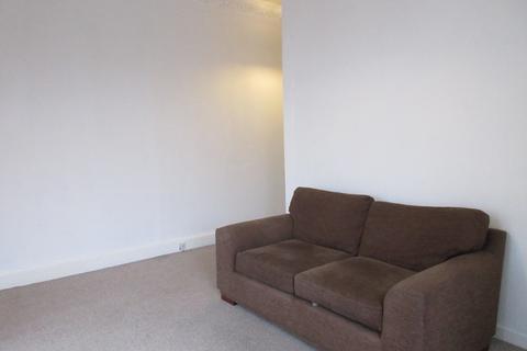 2 bedroom flat to rent, Seafield Road, West End, Dundee, DD1