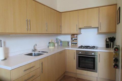 2 bedroom flat to rent, Seymour Street, West End, Dundee, DD2