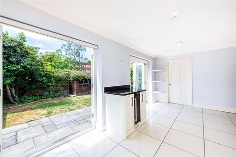 4 bedroom semi-detached house to rent, Breadcroft Lane, Harpenden, Hertfordshire, AL5