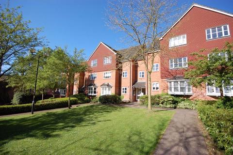 2 bedroom apartment for sale, Swan Close, Rickmansworth WD3