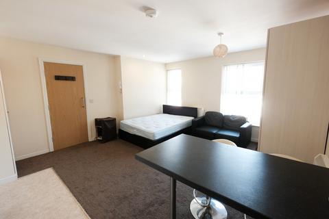 Studio to rent, Fishergate, Preston PR1