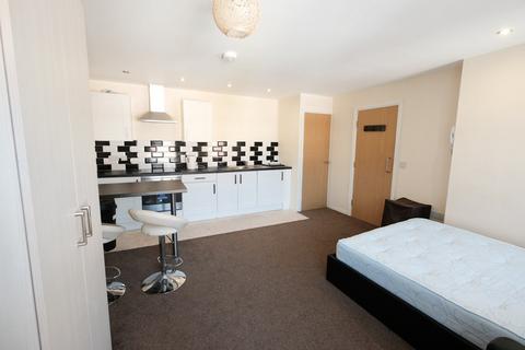 Studio to rent, Fishergate, Preston PR1
