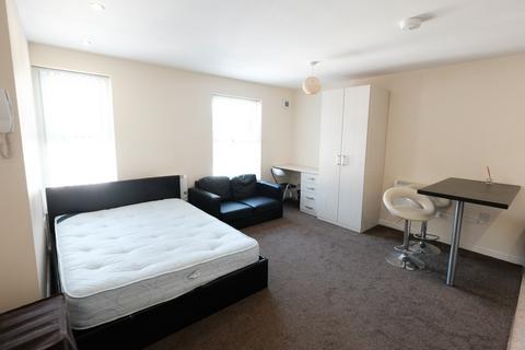 Studio to rent, Fishergate, Preston PR1