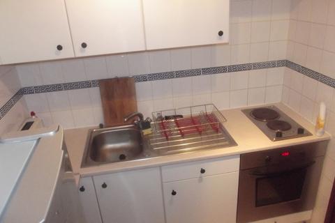 Studio to rent - Patten Street, Preston PR1
