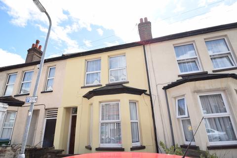 3 bedroom terraced house to rent - CENTRAL WATFORD
