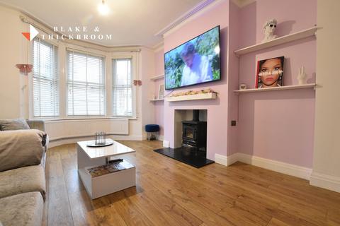 3 bedroom end of terrace house for sale, Eton Road, Clacton-on-Sea