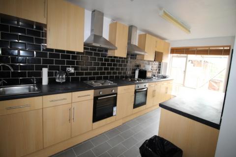 1 bedroom in a house share to rent - Room 17, Kent House, 6 Clarendon Place