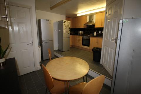1 bedroom in a house share to rent - Room 4, Kent House, Clarendon Place, Leamington Spa