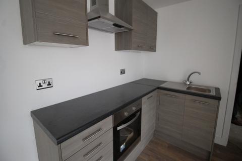 2 bedroom apartment to rent, Flat 8, 56 Russell Terrace, Leamington Spa