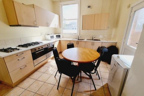 10 bedroom semi-detached house to rent - 5a Regent Street, Leamington Spa