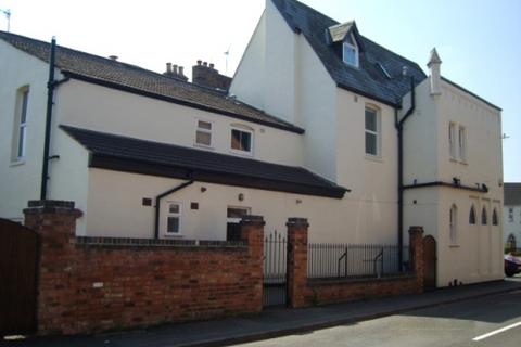 6 bedroom terraced house to rent, 91a Radford Road, Leamington Spa