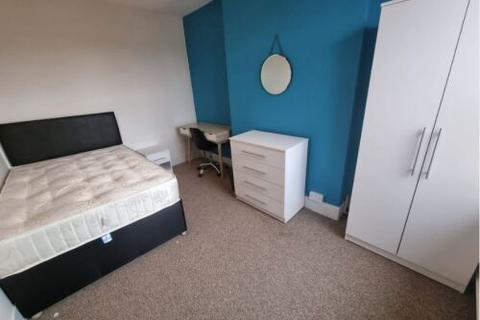 6 bedroom terraced house to rent - 68 Leicester Street, Leamington Spa