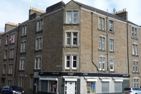 2 bedroom flat to rent, Blackness Road, West End, Dundee, DD2