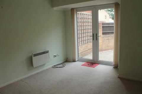 1 bedroom semi-detached house to rent, Parsons Close, Horley