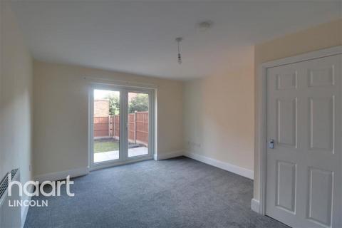 2 bedroom terraced house to rent, Fairfax Street