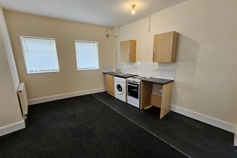 Studio to rent, Rice Lane, Liverpool, Merseyside, L9