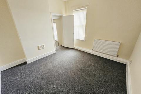 1 bedroom flat to rent, Hawthorn Road, Bootle