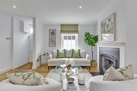 3 bedroom terraced house for sale, Perrins Lane, Hampstead Village, NW3