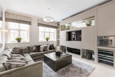 4 bedroom flat to rent, Mount Street, Mayfair, London