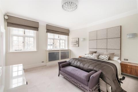 4 bedroom flat to rent, Mount Street, Mayfair, London