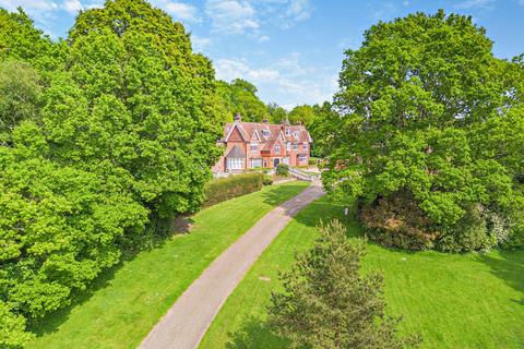 9 bedroom detached house for sale, Spinney Lane, Little London, Heathfield, East Sussex