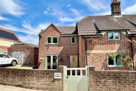 3 bedroom cottage to rent, Heddington SN11