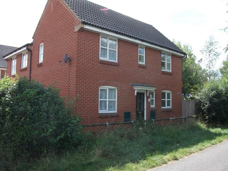 Youens Drive, Thame 3 bed semidetached house to rent £1,575 pcm (£