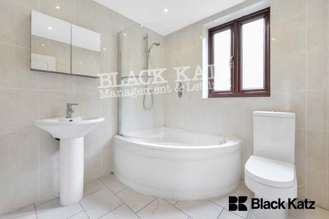 undefined, SE16