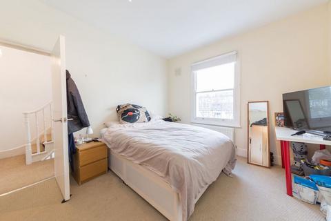 3 bedroom flat to rent, N19