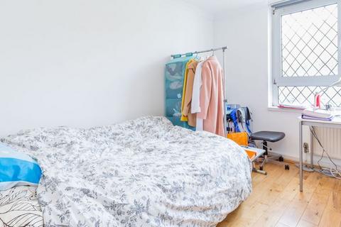 3 bedroom flat to rent, NW1
