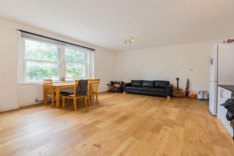 3 bedroom flat to rent, N7