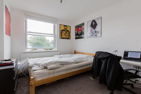 3 bedroom flat to rent, N7