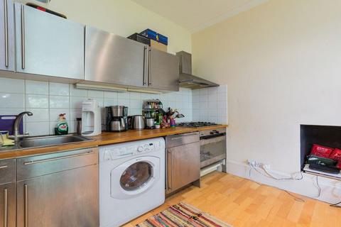 2 bedroom flat to rent, WC1X