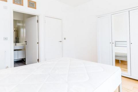 3 bedroom flat to rent, WC1X