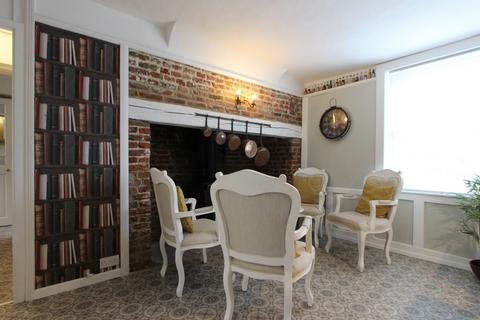 3 bedroom semi-detached house for sale, Manor Road, Deal, CT14