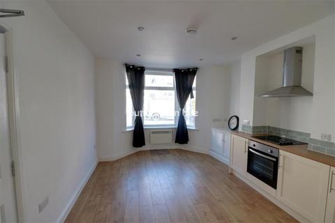 1 bedroom flat to rent, Walthall Street