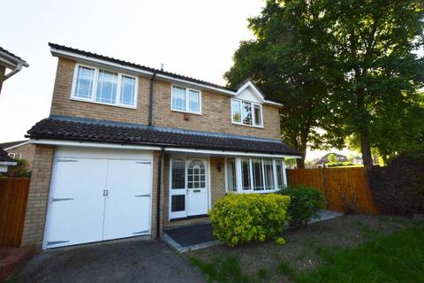 4 bedroom detached house to rent, Foxhill, Olney, MK46