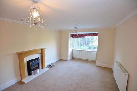 4 bedroom detached house to rent, Foxhill, Olney, MK46