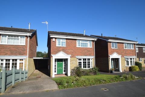 4 bedroom detached house to rent - 17 Aqualate Close