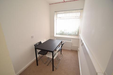 4 bedroom flat to rent - Ground Floor Flat, The Old Police Station