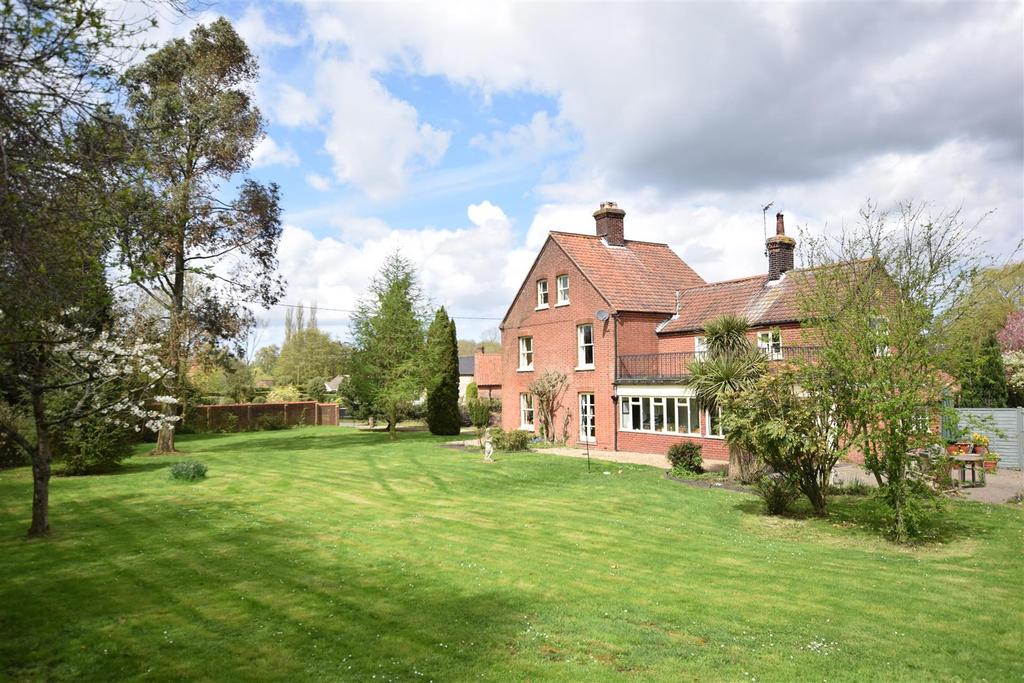 Briningham, Melton Constable, North Norfolk 6 bed detached house £600,000