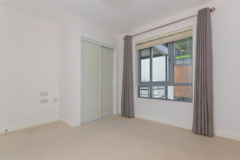 1 bedroom apartment to rent, Glenalmond Avenue, Cambridge